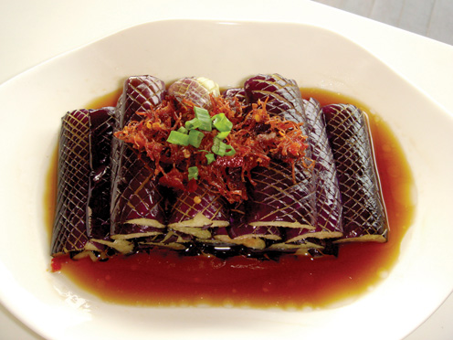 鮑魚(yú)XO醬蒜蓉豆鼓蒸茄子