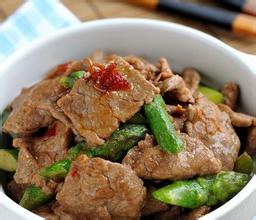 鮑魚(yú)XO醬炒牛肉片